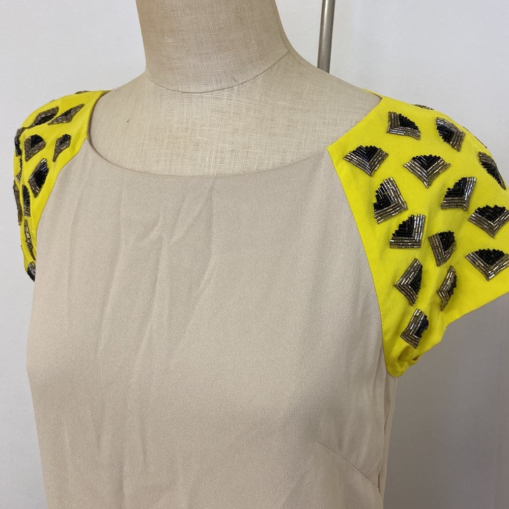 Trina Turk Midtown Stud Shoulder Colorblock Dress. - Picture 3 of 7